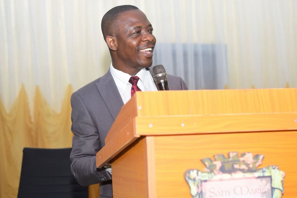 Sam Maris Varsity VC Assures Students of Safety Amid Insecurity